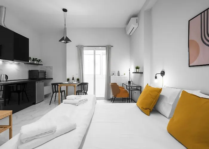 Breez Apartments, The Luxury Suites